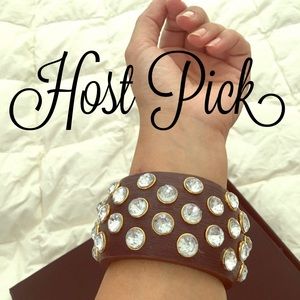 ❌❌❌SOLD eBay❌❌❌Betsey Johnson wide thick wood bracelet rhinestone